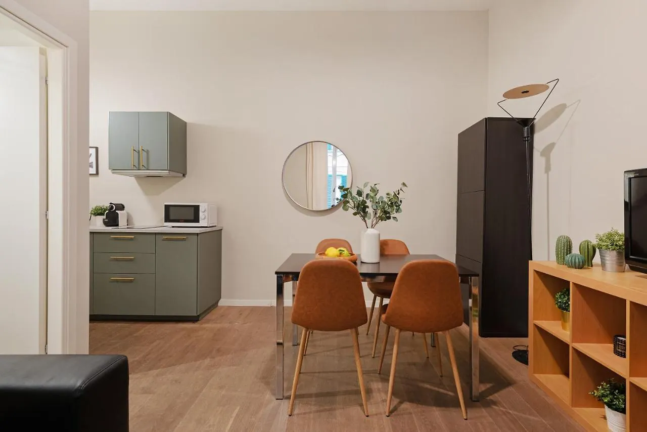 Apartman New & Cozy Apt In Porta Romana Milánó