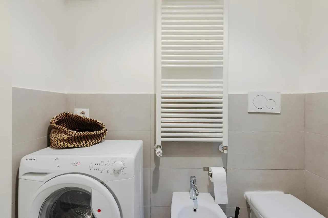 New & Cozy Apt In Porta Romana Milano 0*,
