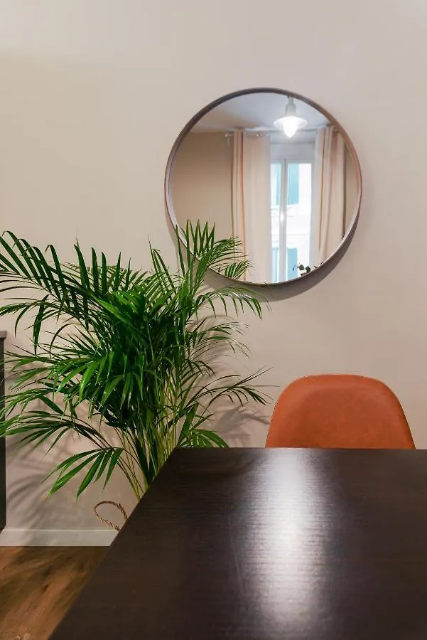 New & Cozy Apt In Porta Romana Milan Italy