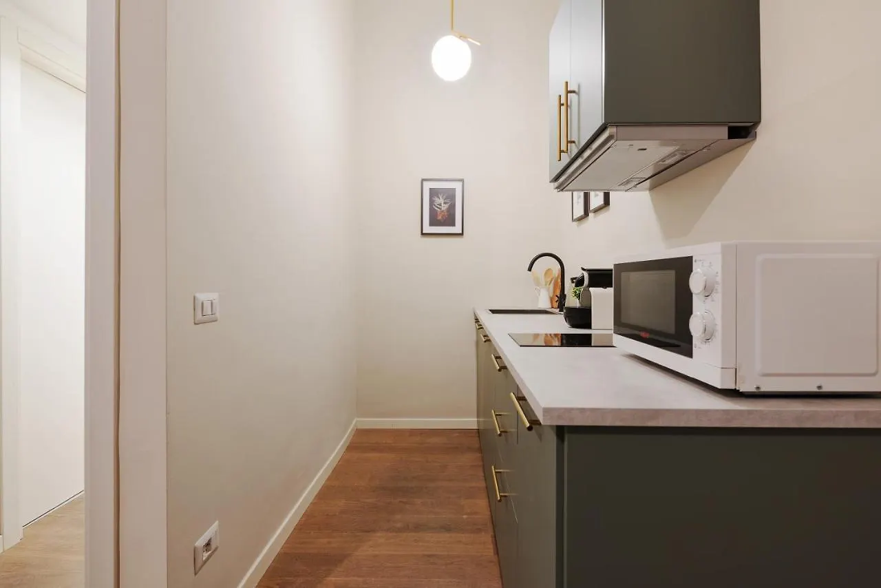 New & Cozy Apt In Porta Romana Milano 0*,